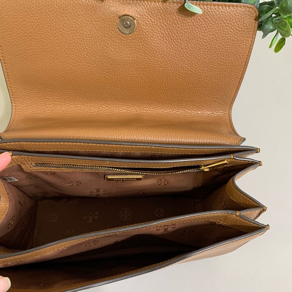 👜💕 Tory Burch Tan Leather Shoulder Bag with wallet - Picture 12 of 15